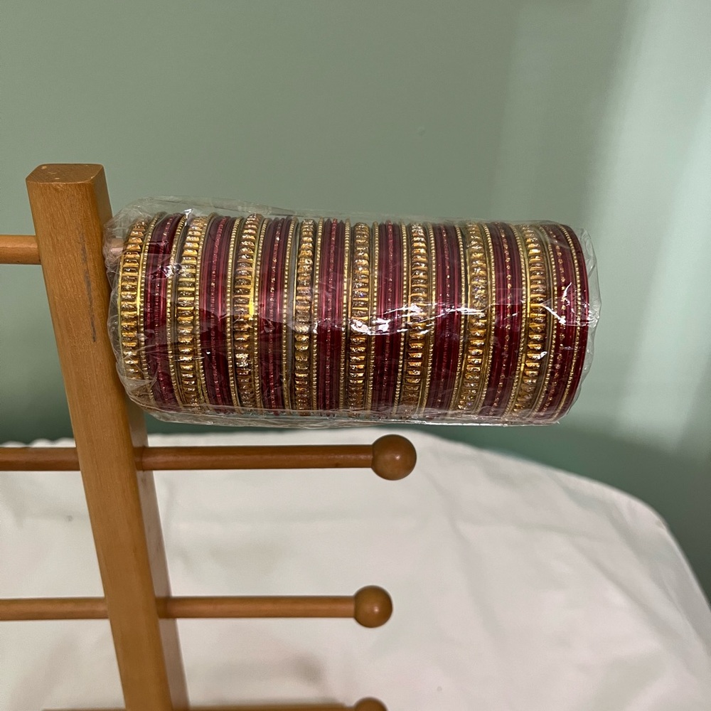 Chudiyaan/bangles set red and gold size 2.8